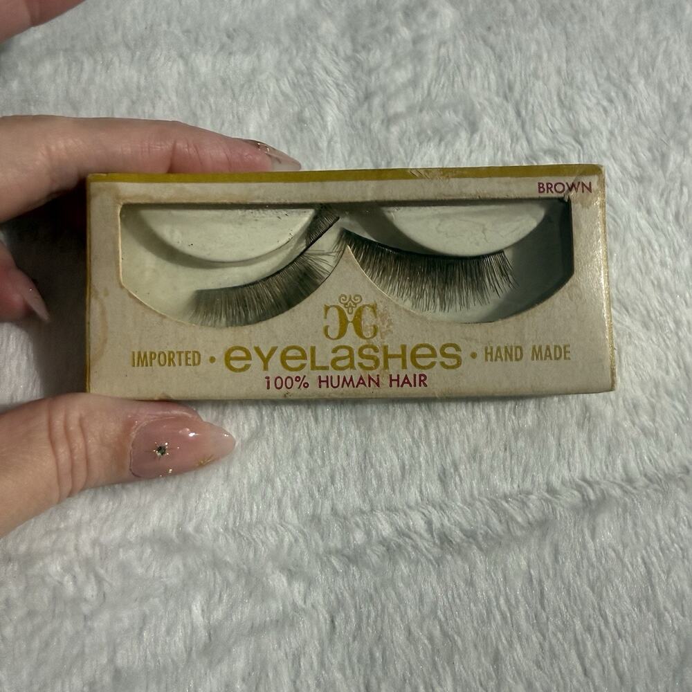 Vtg 60s Mod Fake Eyelashes Human Hair Brown Constance Carroll Feathered New Box